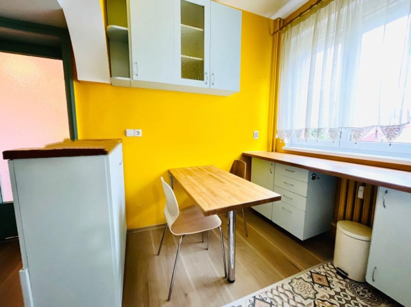 Издаје се  1 спаваћа соба Софија , Центар , 60 м2 | 64603154 - слика [5]