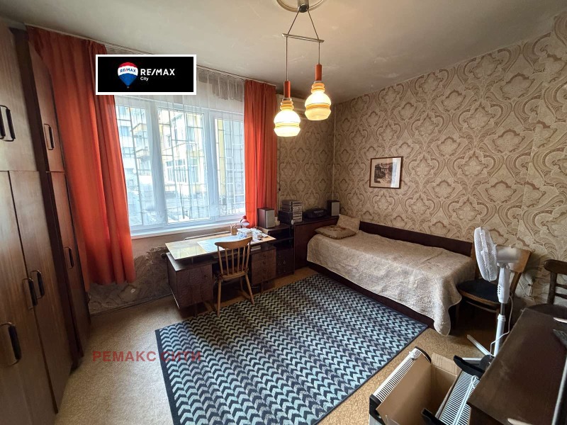 Дава под наем 3-СТАЕН, гр. София, Център, снимка 3 - Апартаменти - 52748365