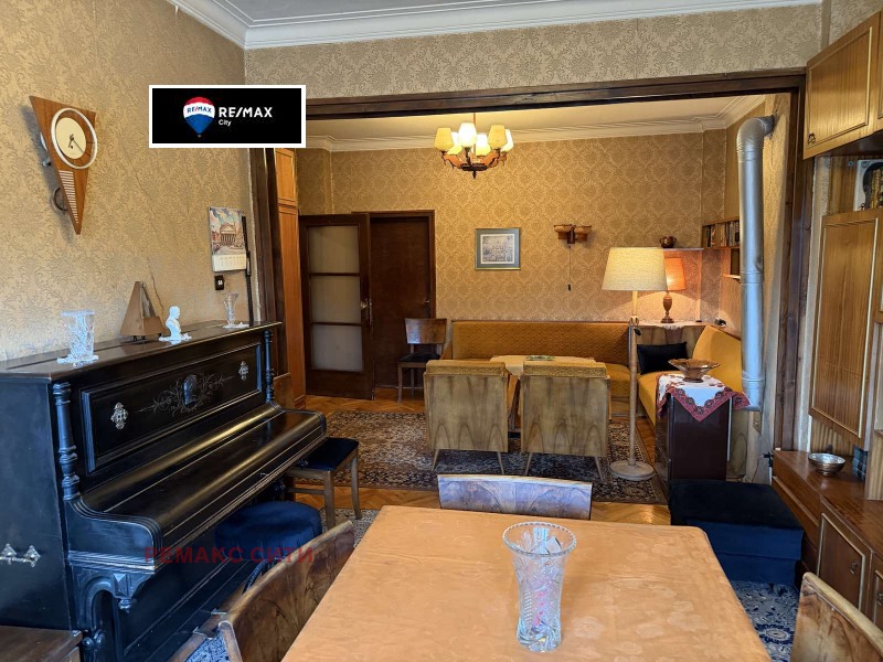 Дава под наем 3-СТАЕН, гр. София, Център, снимка 1 - Апартаменти - 52748365