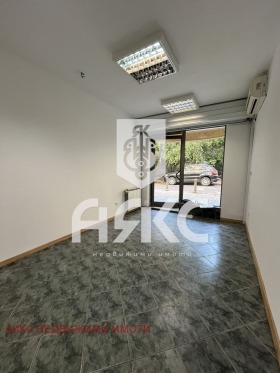 Geschäft Goze Deltschew, Sofia