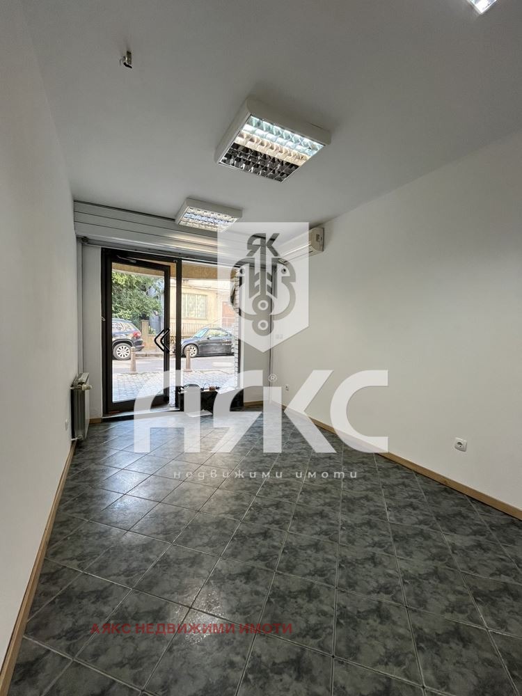 Da affittare  Negozio Sofia , Tsentar , 29 mq | 61436918 - Immagine [2]