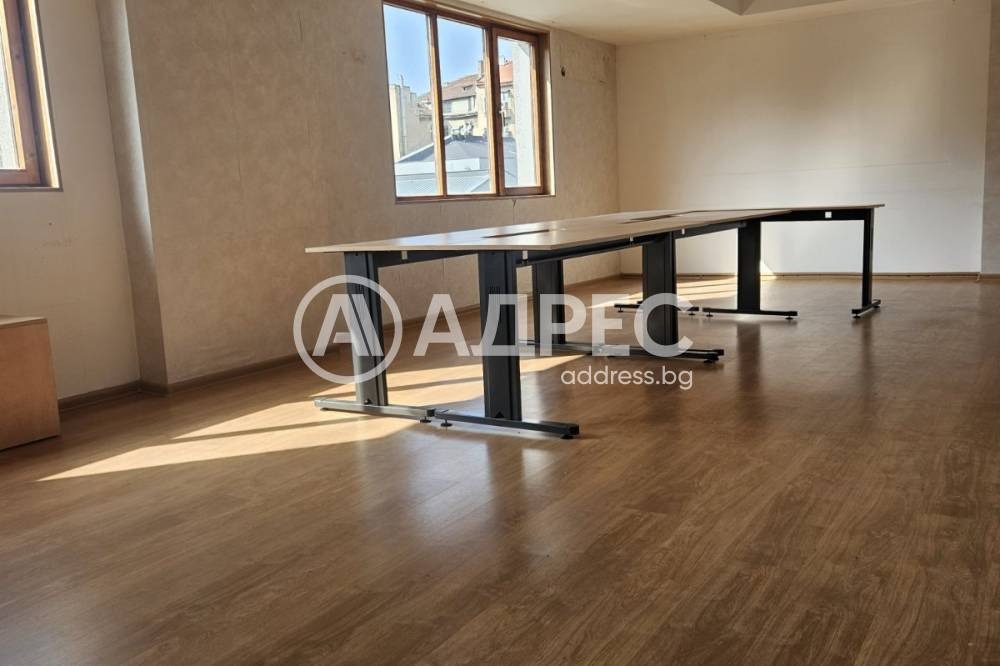 Дава под наем ОФИС, гр. София, Център