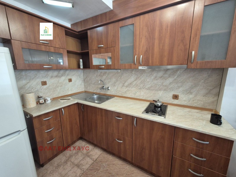 Дава под Наем 2-СТАЕН в град Варна, Център - 70 кв.м / 450 € » 880.12 лв., ФЛАТ ЕНД ХАУС