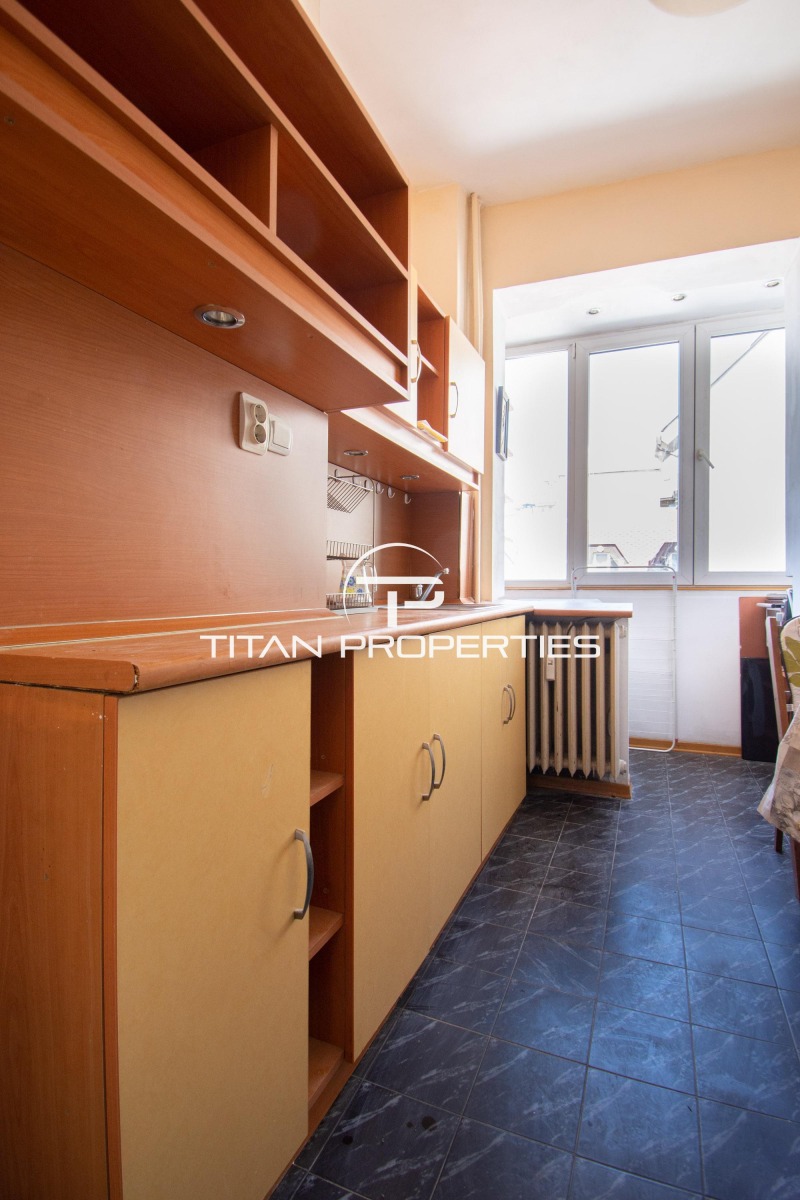 Издаје се  1 спаваћа соба Софија , Центар , 65 м2 | 76742641 - слика [4]