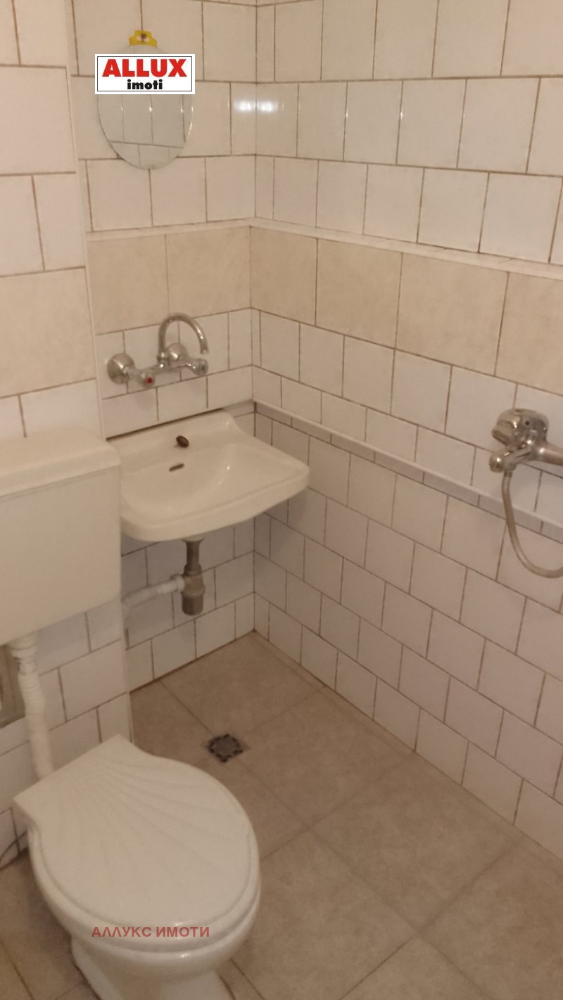 Дава под наем 1-СТАЕН, гр. Русе, Център, снимка 2 - Апартаменти - 52393827