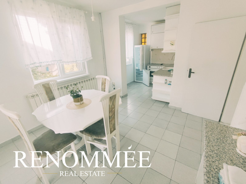 Дава под нем  4-стаен, град София, Симеоново •  830 € • ID 84895526 — holmes.bg - [1] 