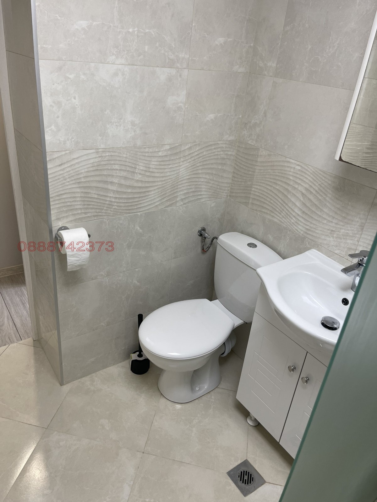 Дава под наем 2-СТАЕН, гр. София, Света Троица, снимка 8 - Апартаменти - 53632961