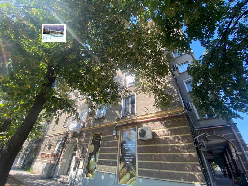 Дава под наем 3-СТАЕН, гр. Пловдив, Център, снимка 15 - Апартаменти - 53427843