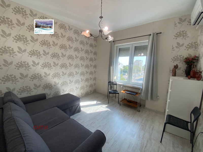 Дава под наем 3-СТАЕН, гр. Пловдив, Център, снимка 4 - Апартаменти - 53427843