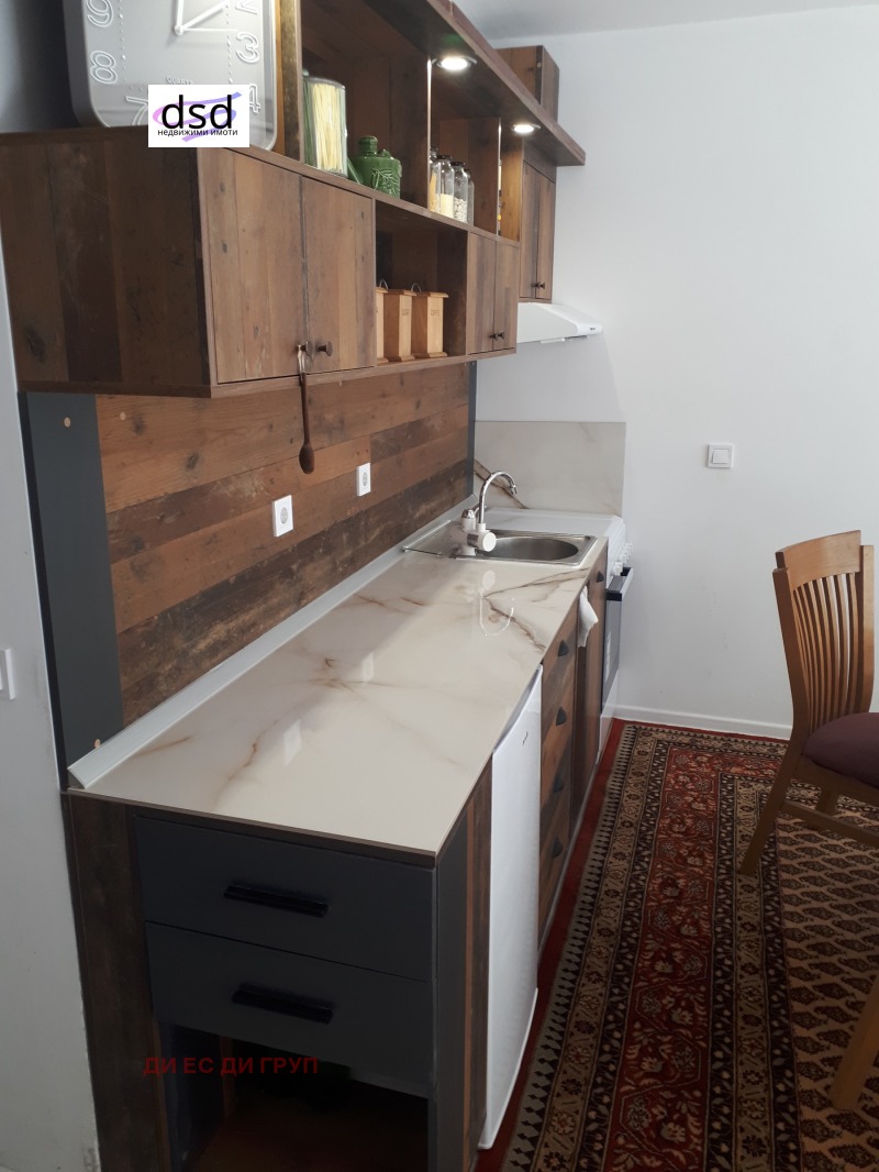 Kiadó  Stúdió Sofia , Ljulin 3 , 35 négyzetméter | 55397310 - kép [6]