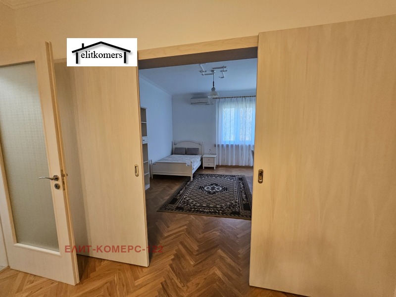 Zu vermieten  2 Schlafzimmer Sofia , Zentar , 100 qm | 19007108 - Bild [7]