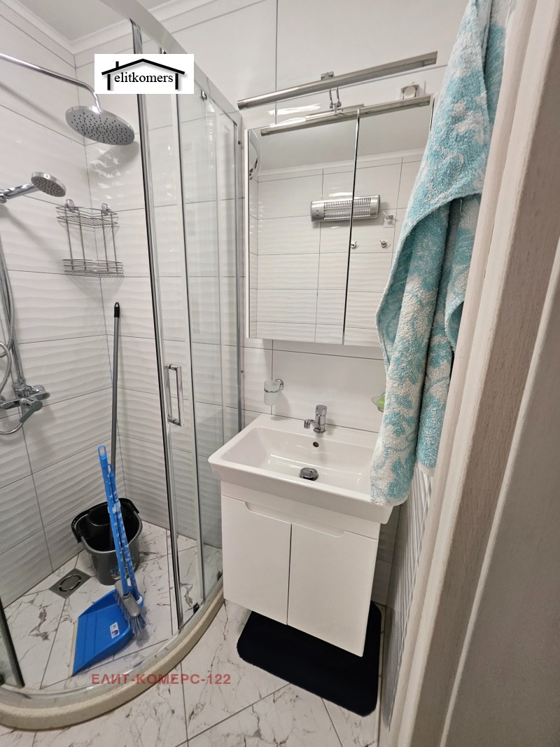 Zu vermieten  2 Schlafzimmer Sofia , Zentar , 100 qm | 19007108 - Bild [11]