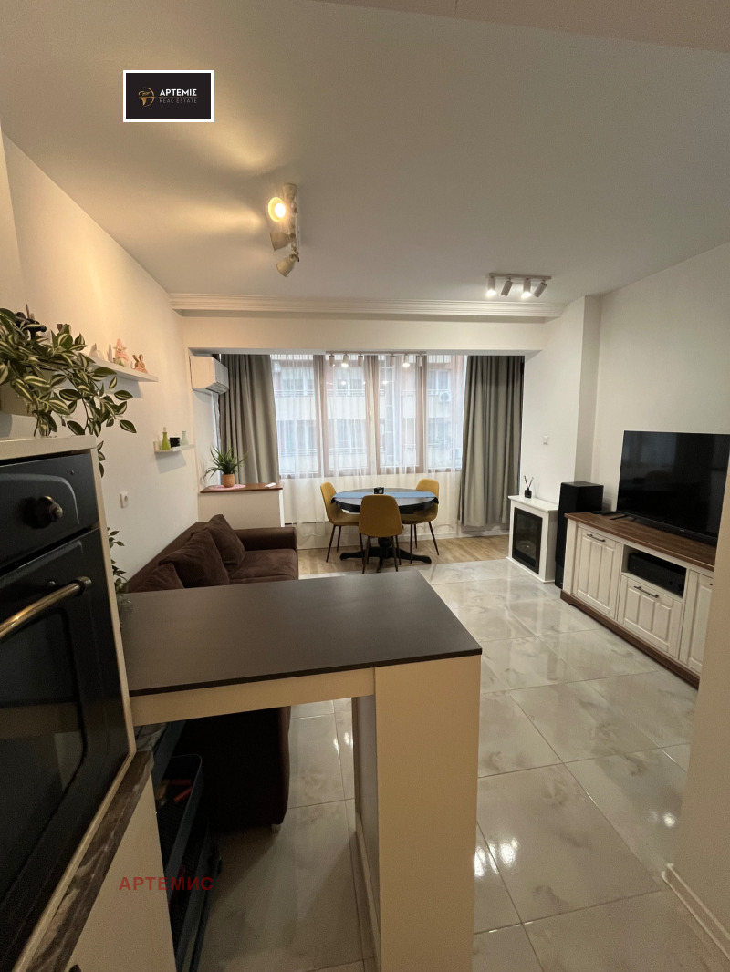 Zu vermieten  2 Schlafzimmer Sofia , Banischora , 100 qm | 65801027 - Bild [3]