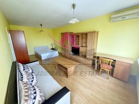 1 dormitor Ciataldja, Varna
