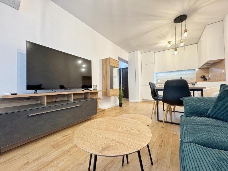 For Rent  1 bedroom Plovdiv , Kamenitsa 1 , 55 sq.m | 39560264 - image [2]