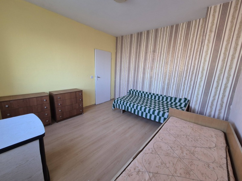 Дава под наем 3-СТАЕН, гр. Търговище, Вароша, снимка 5 - Апартаменти - 52803193