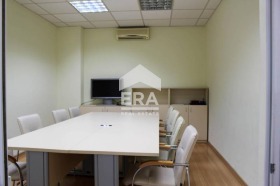 Προς ενοικίαση Γραφείο