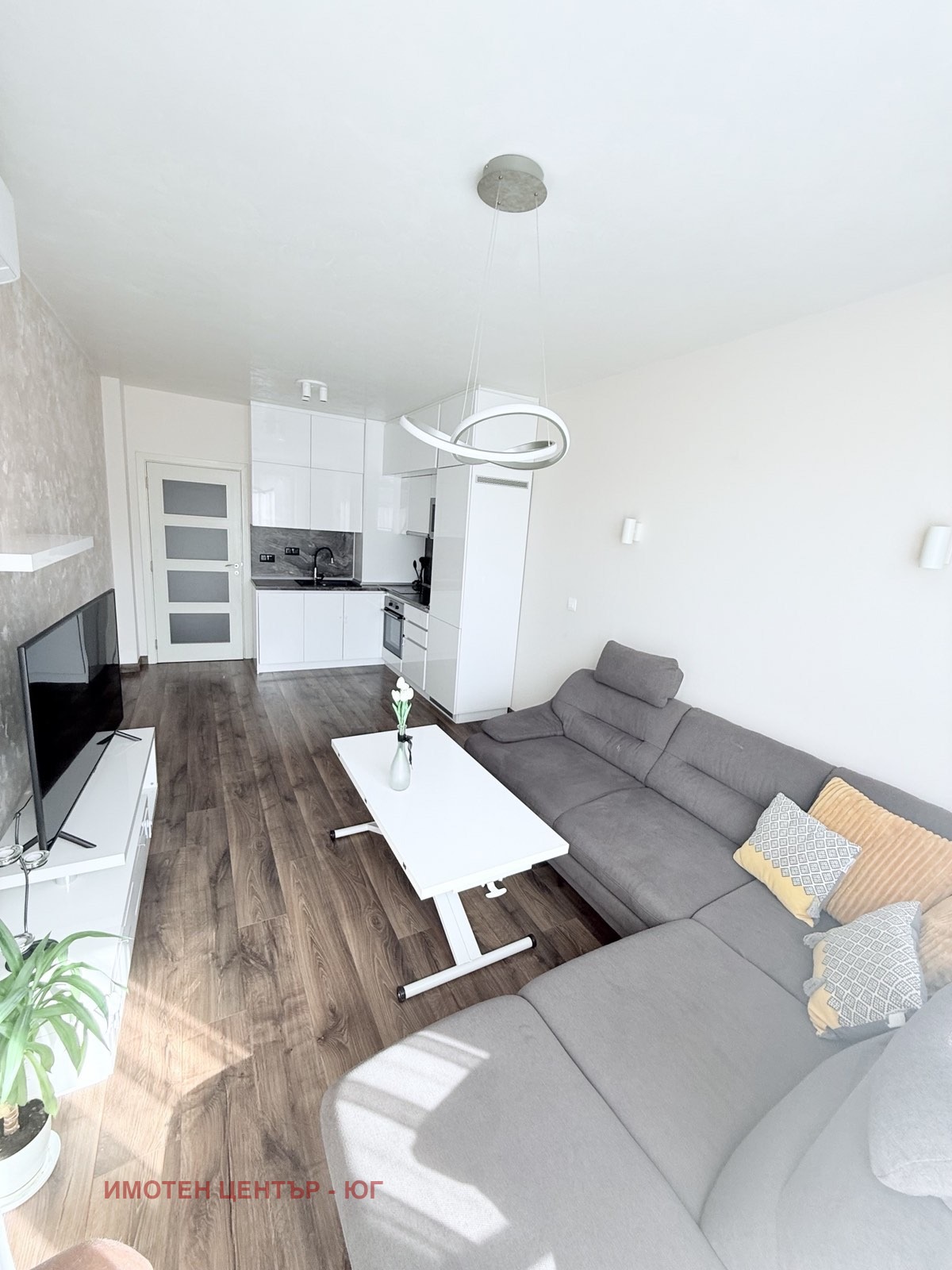 Дава под наем 2-СТАЕН, гр. София, Витоша, снимка 2 - Апартаменти - 53743100