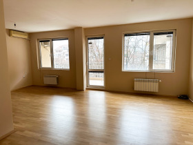 3 bedroom Lozenets, Sofia 1