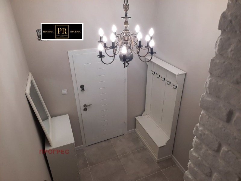 Дава под наем КЪЩА, гр. Пловдив, Център, снимка 6 - Къщи - 52648400