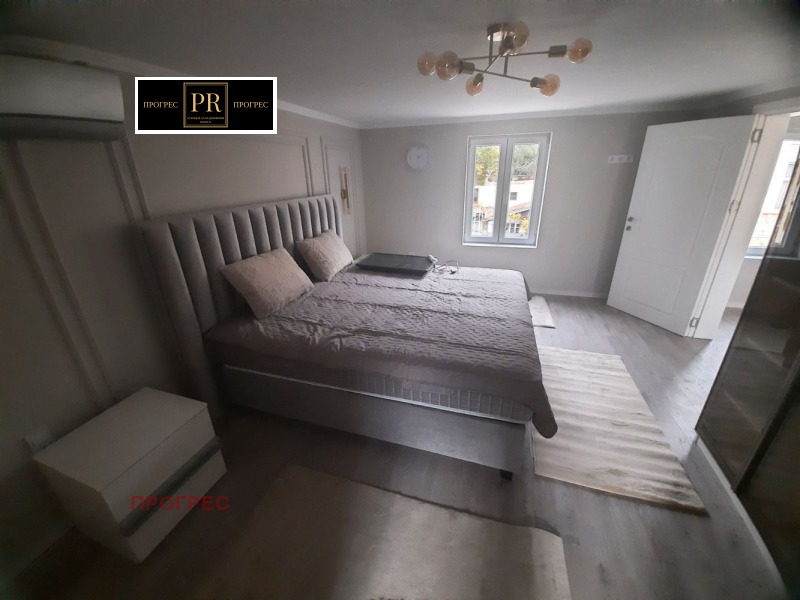 Дава под наем КЪЩА, гр. Пловдив, Център, снимка 10 - Къщи - 52648400