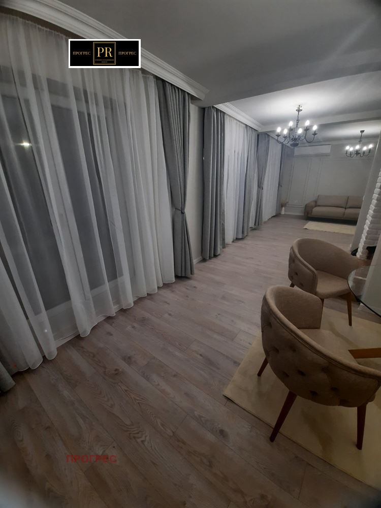 Дава под наем КЪЩА, гр. Пловдив, Център, снимка 3 - Къщи - 52648400