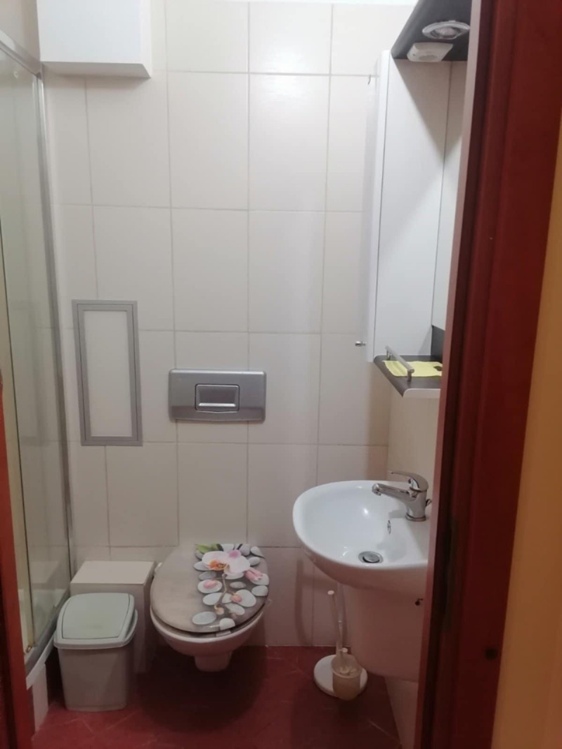 Zu vermieten  1 Schlafzimmer Plowdiw , Kjutschuk Parisch , 41 qm | 85678408 - Bild [6]