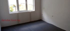 2 Schlafzimmer Zentar, Ruse 7