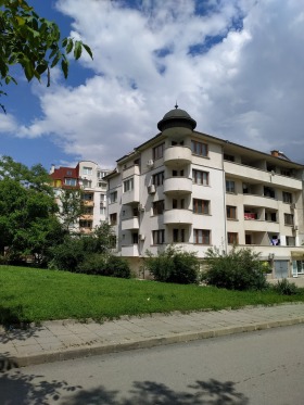 1 chambre Darvenitsa, Sofia 1