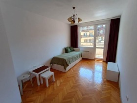 1 quarto Strelbichtche, Sofia