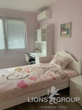 2 Schlafzimmer Zentar, Warna 6