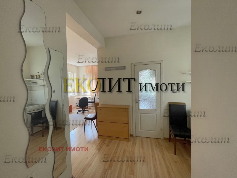 Til leie  1 soverom Sofia , Tsentar , 56 kvm | 31124738 - bilde [2]