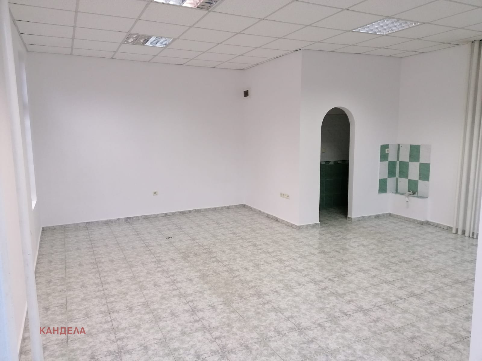 Дава под наем МАГАЗИН, гр. Пловдив, Тракия, снимка 9 - Магазини - 55262091