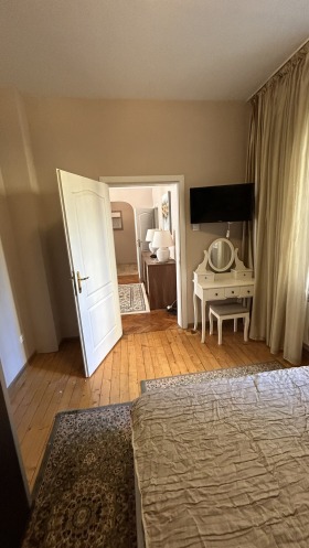 2 camere da letto Tsentar, Sofia 6