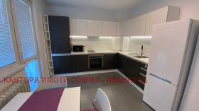 ���� ��� ���� 3-����� | Imot.bg � ����� ������ 8