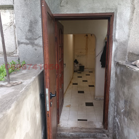 АТЕЛИЕ, ТАВАН, 8 m2