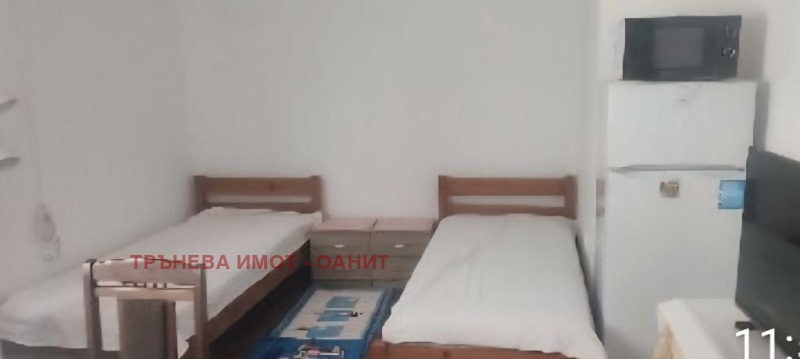 Дава под нем  Стая, град София, Център •  400 лв. • ID 89421060 — holmes.bg - [1] 