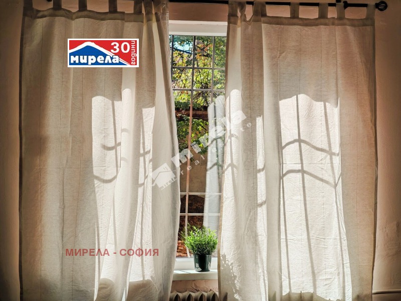 Дава под наем 2-СТАЕН, гр. София, Център, снимка 2 - Апартаменти - 52380799