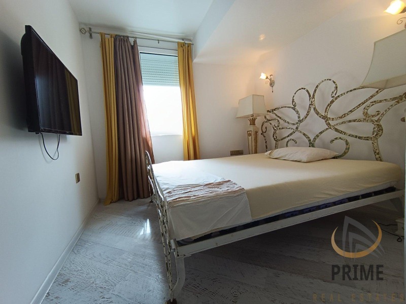 Zu vermieten  2 Schlafzimmer Burgas , Lazur , 72 qm | 94738479 - Bild [14]