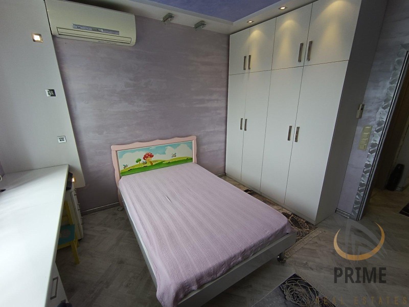 Zu vermieten  2 Schlafzimmer Burgas , Lazur , 72 qm | 94738479 - Bild [6]