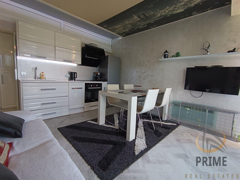 Zu vermieten  2 Schlafzimmer Burgas , Lazur , 72 qm | 94738479 - Bild [10]