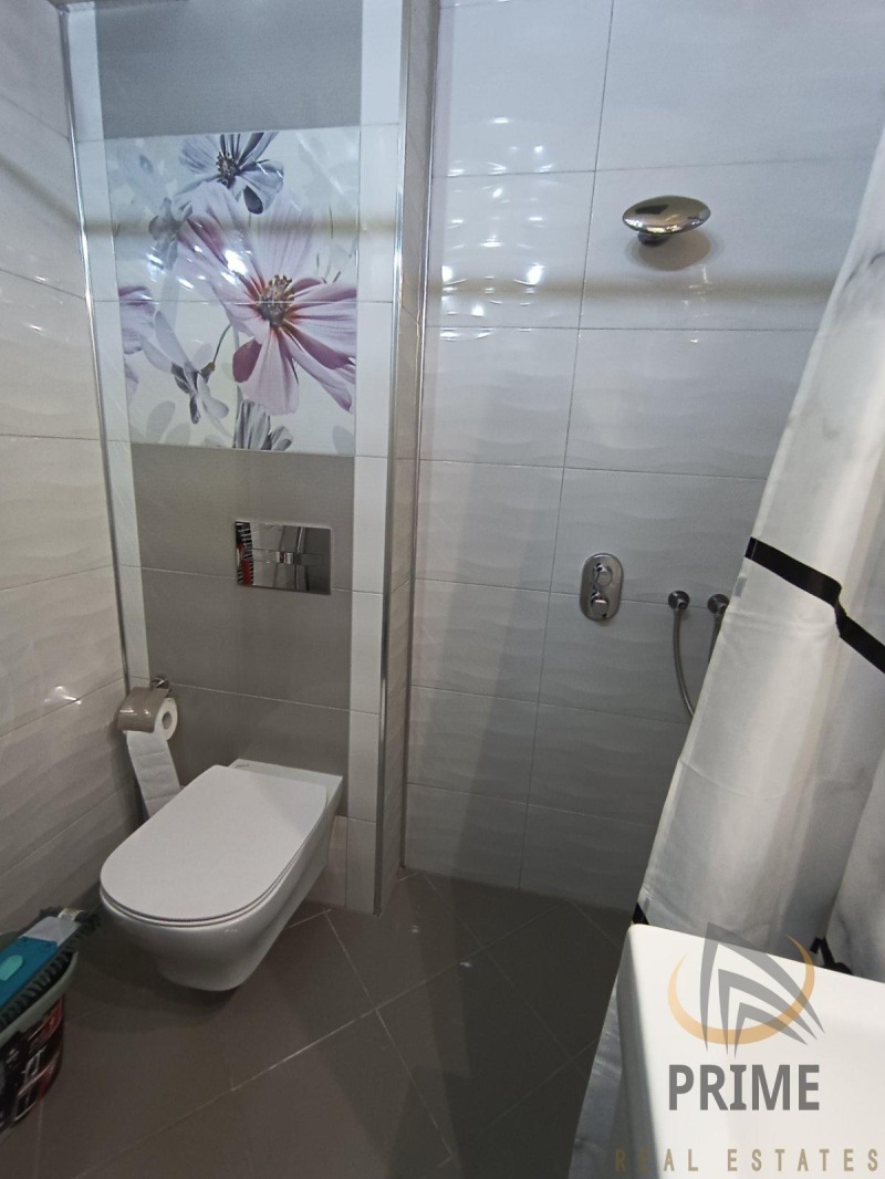 Zu vermieten  2 Schlafzimmer Burgas , Lazur , 72 qm | 94738479 - Bild [13]