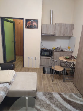 Stüdyo Yujen, Plovdiv 4