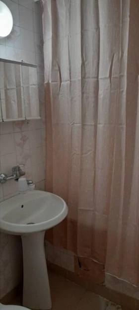 2-стаен град София, Овча купел 1 5