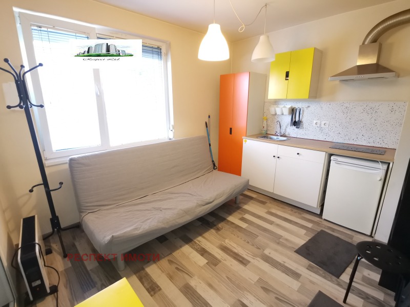 Под наем 1-СТАЕН, град София, Студентски град • 370 € / 723.66 лв. • 37214418 1