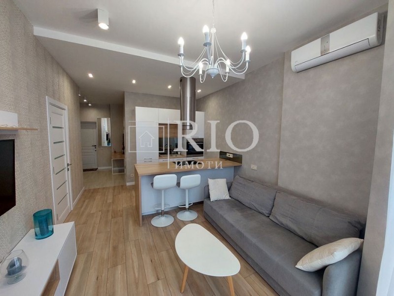 For Rent  1 bedroom Plovdiv , Mladezhki Halm , 64 sq.m | 78789672