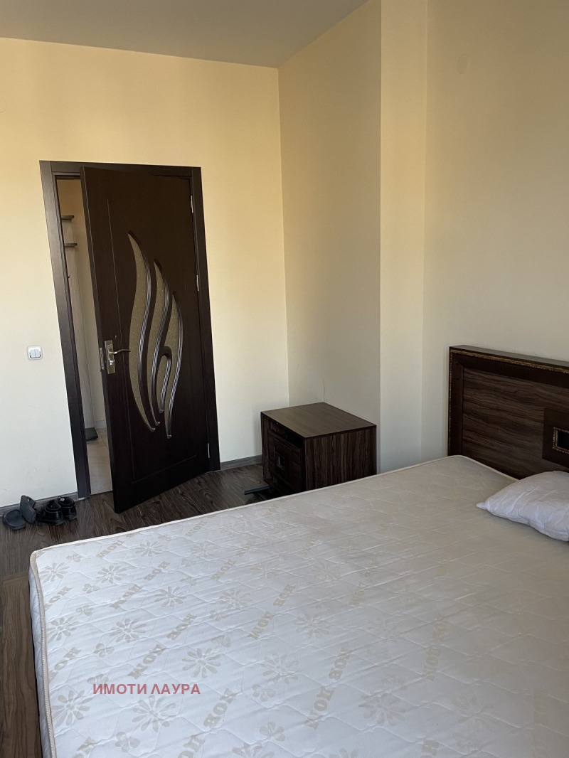 В аренду  2 спальни Шумен , Център , 68 кв.м | 53893689 - изображение [3]