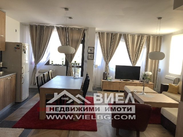 Дава под наем  3-стаен град Пловдив , Център , 135 кв.м | 20518648 - изображение [2]