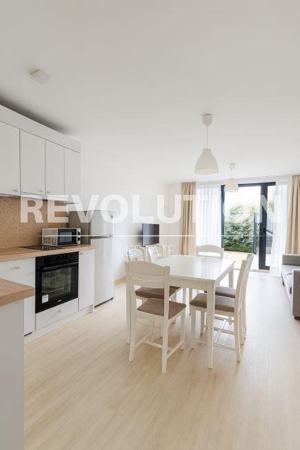 Para alugar  Mais de 3 quartos Varna , k.k. Sv.Sv. Konstantin i Elena , 180 m² | 35392152