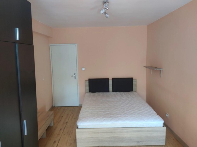 För uthyrning  1 sovrum Sofia , Centar , 78 kvm | 91474608 - bild [5]